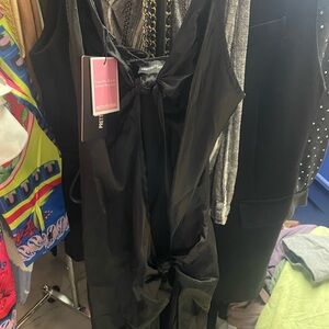 PrettyLittleThing Black Asymmetrical Dress